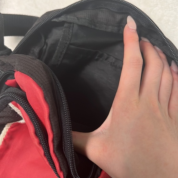 Vintage Adidas Crossbody - Picture 3 of 4